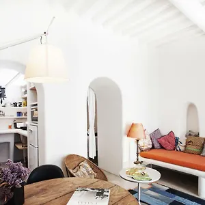 https://eclectic-artistic-house-in-mykonos-town.hotels-in-mykonosisland.net
